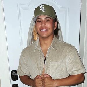 Meet your Posher, Cole